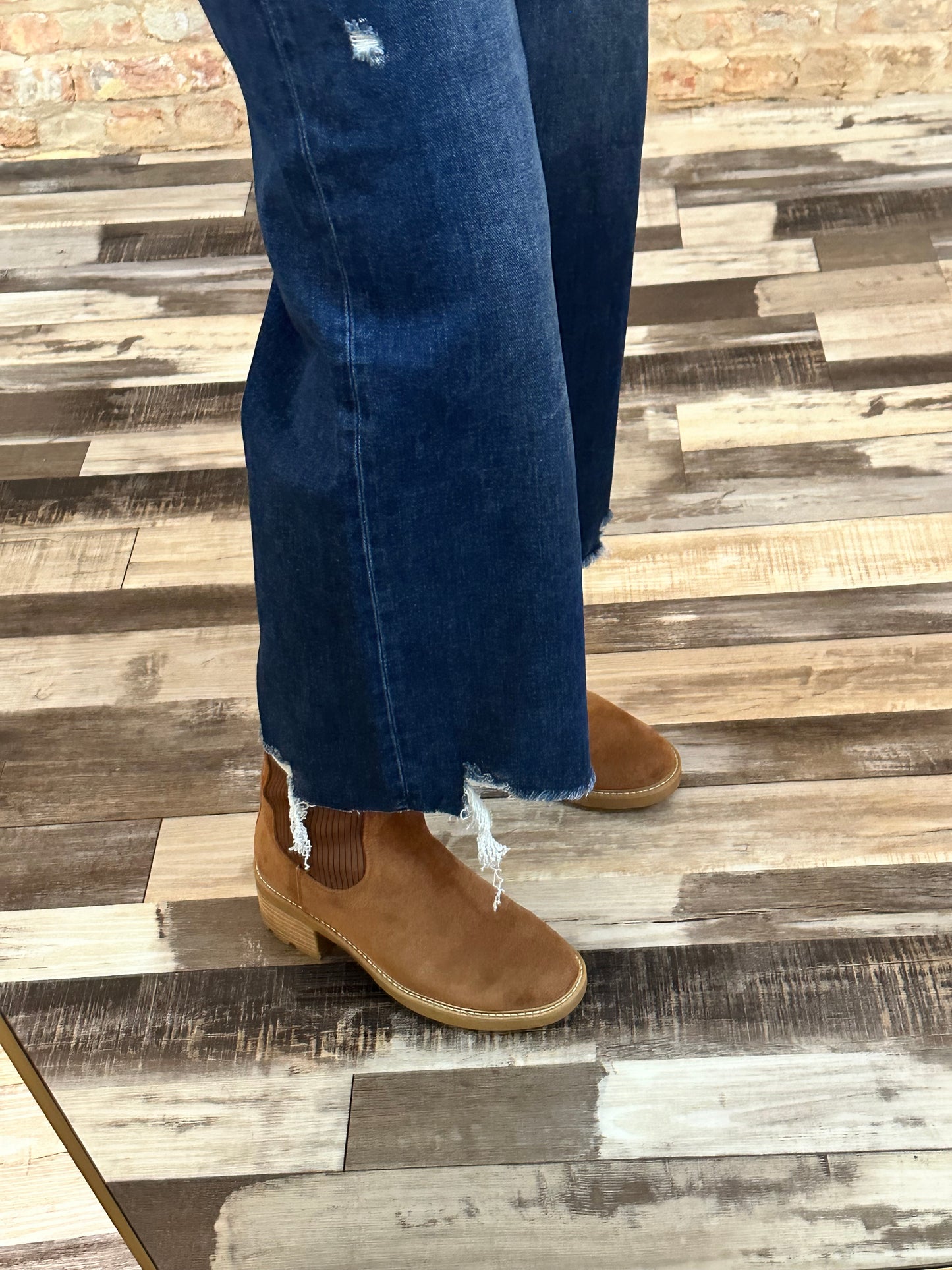 Risen High Rise Crop Wide Leg Jeans