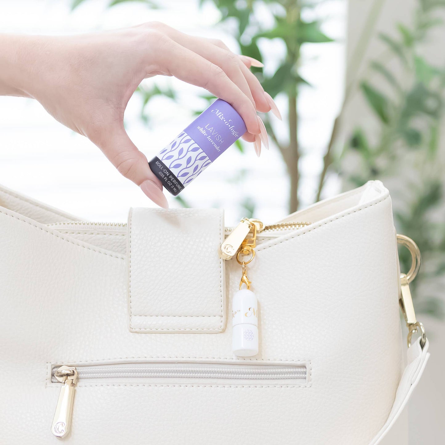 Lavish (white lavender) | Keychain Mini Roll-On Perfume