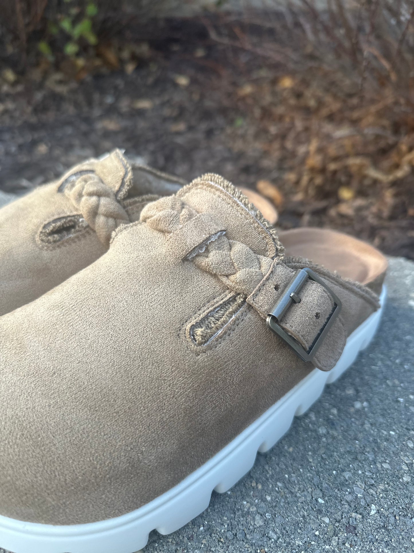 Very G Cali Platform Clogs