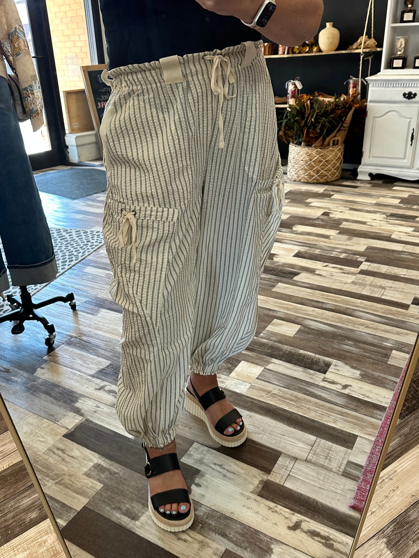 Audrey Barrel Pants