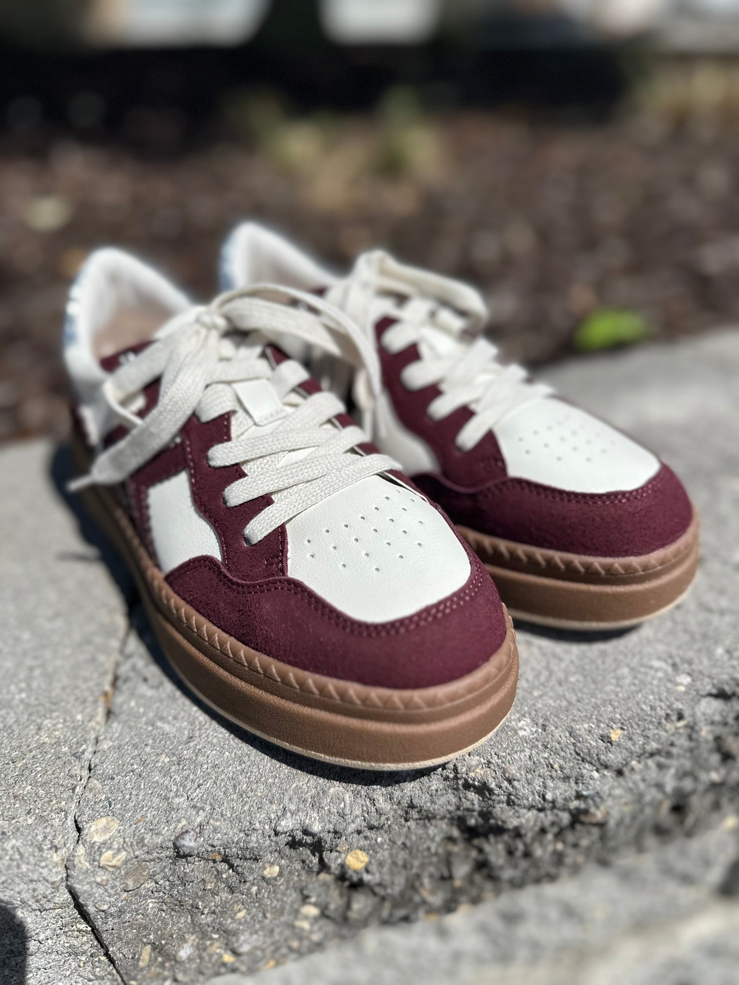 Yellowbox Oculus Flatform Sneaker