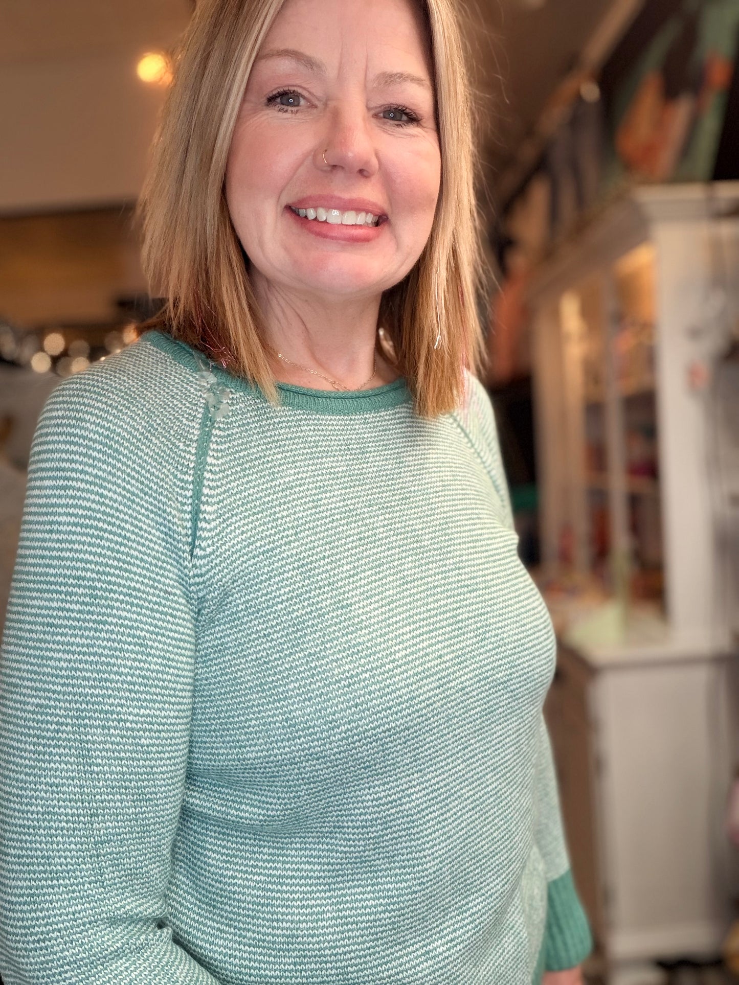 Light Jade Color Trimmed Long Sleeve Sweater