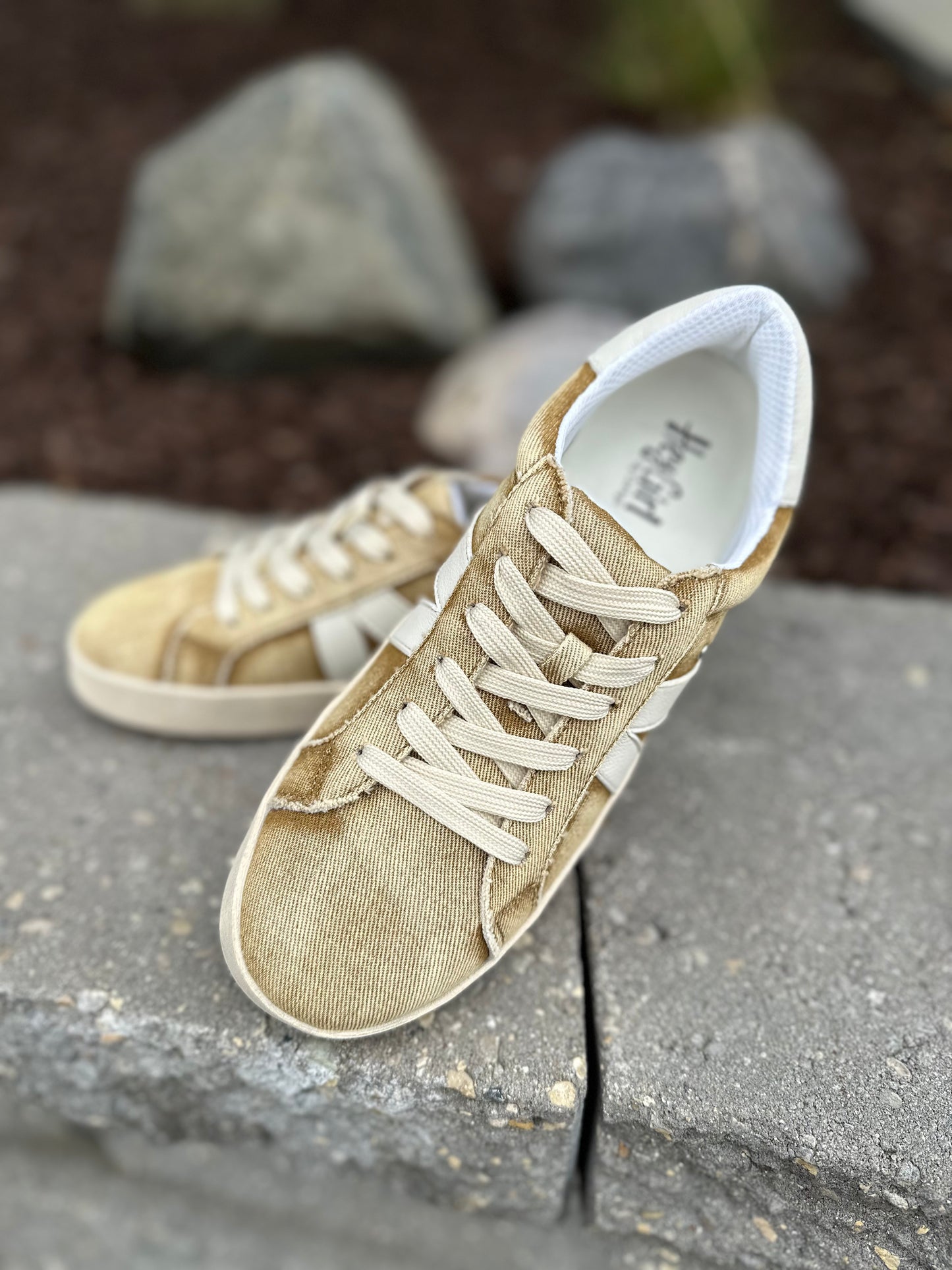 Corky's No Chaser Washed Tan Sneaker