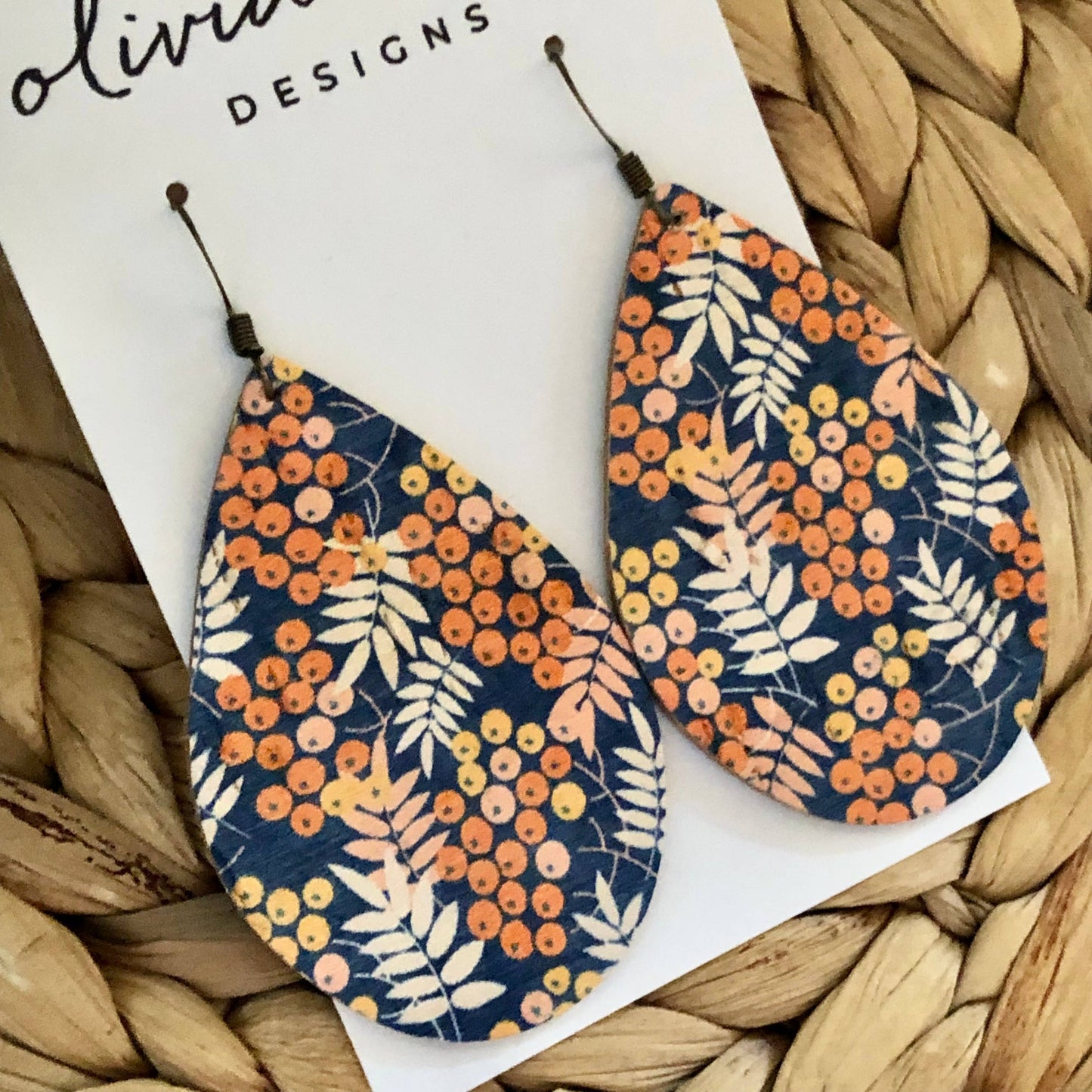 Brittany - Fall Berry