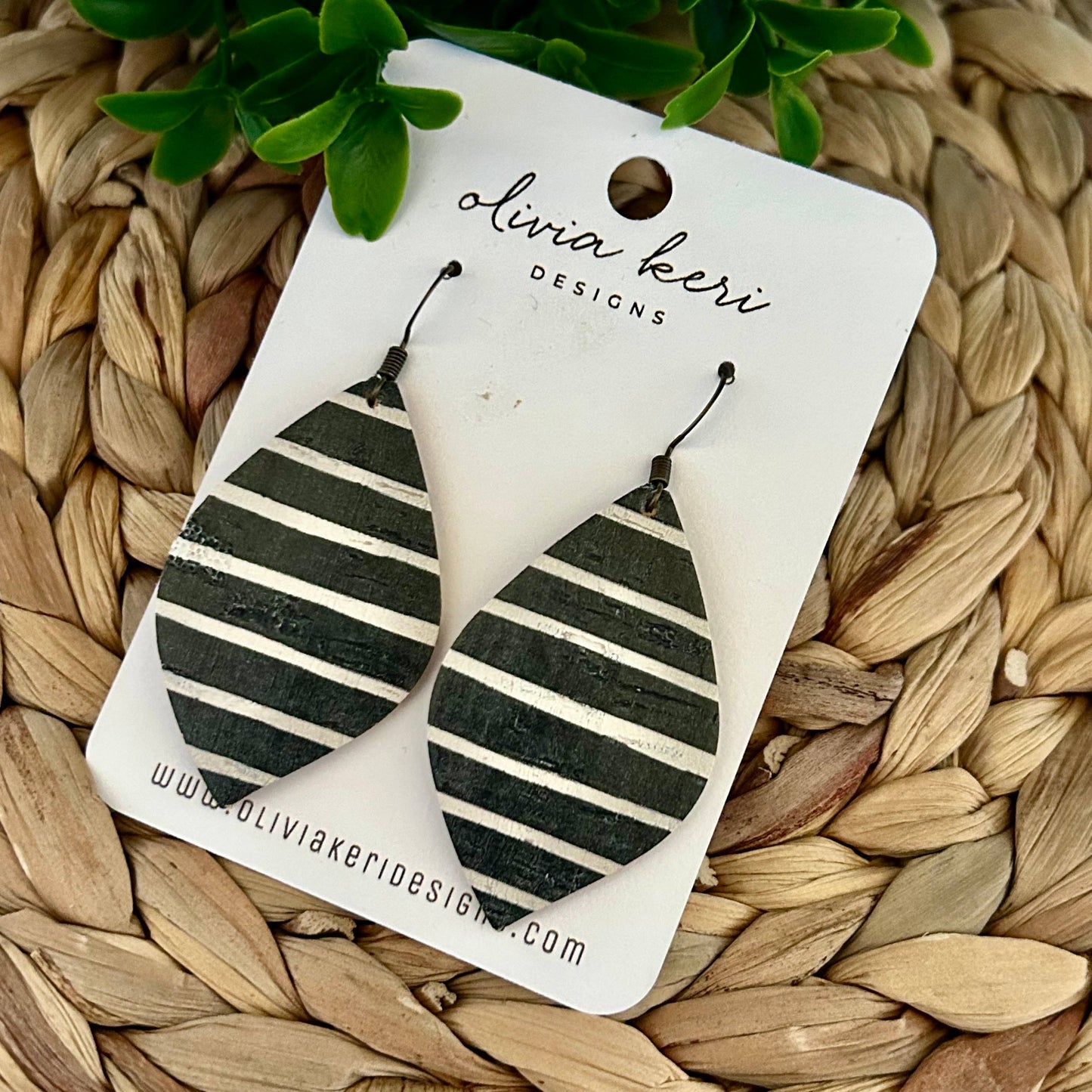 Olivia - Black Stripes