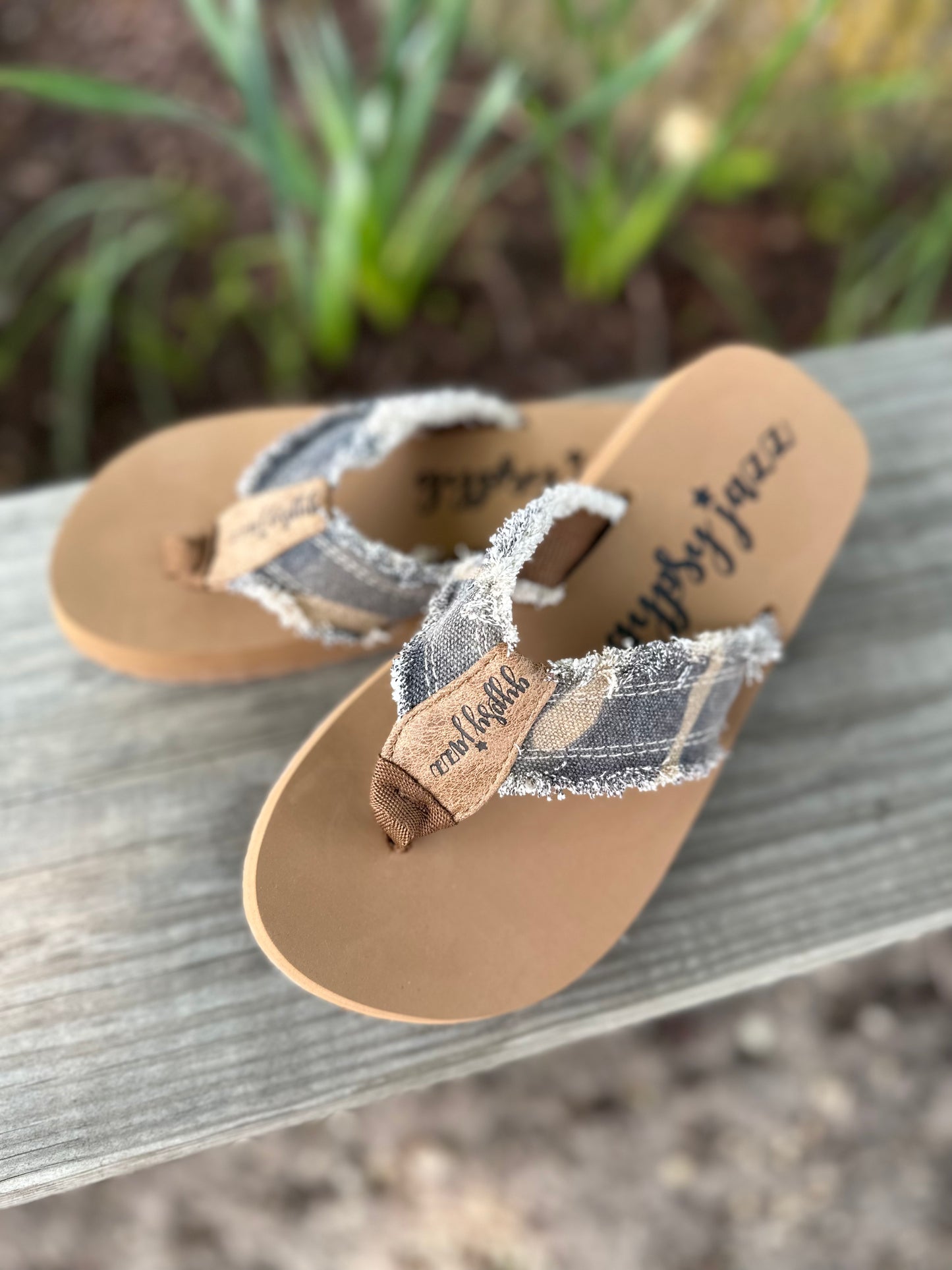 Very G Camo Sandals