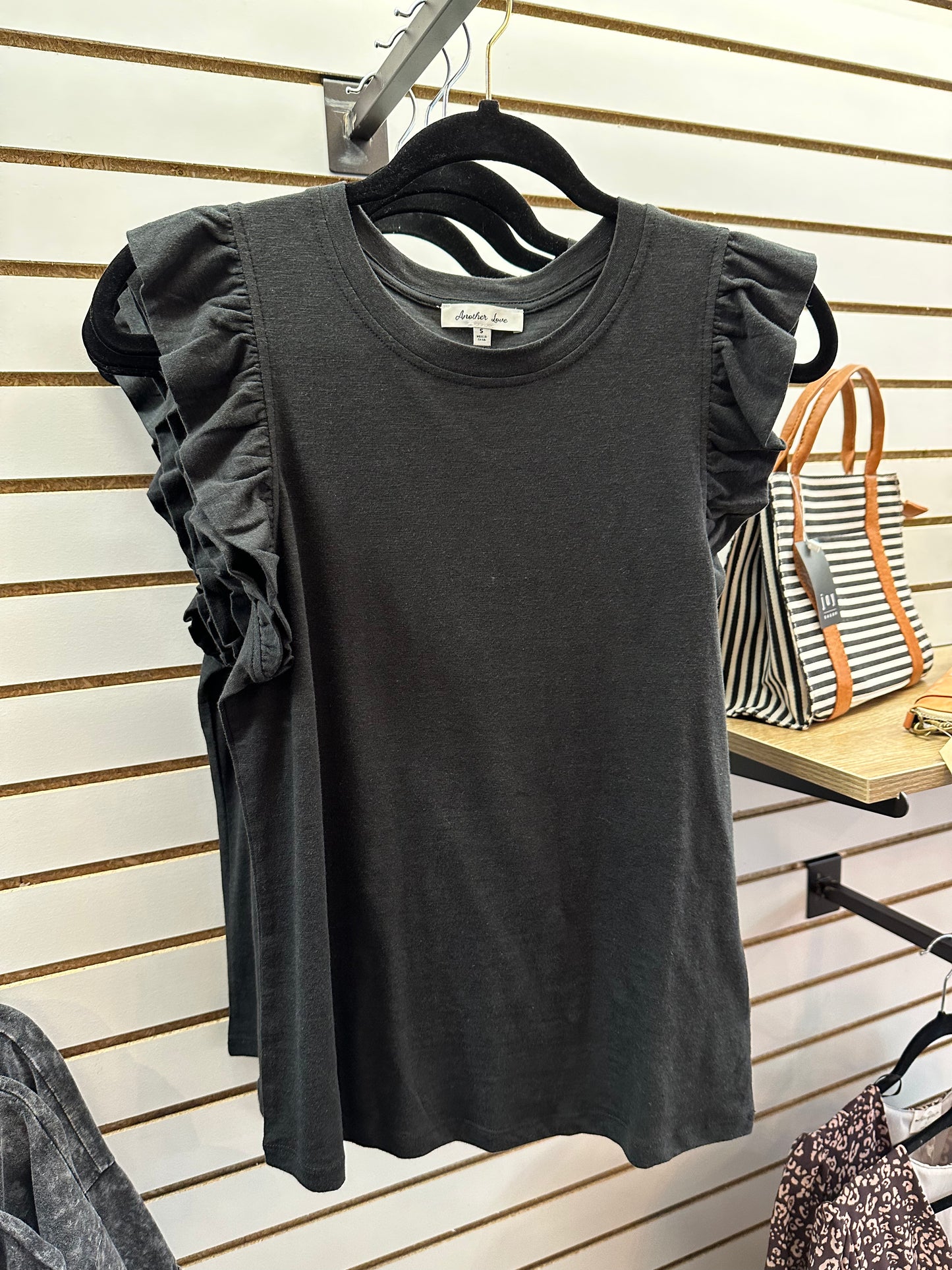 Ruffle Trimmed Sleeve Slub Tank