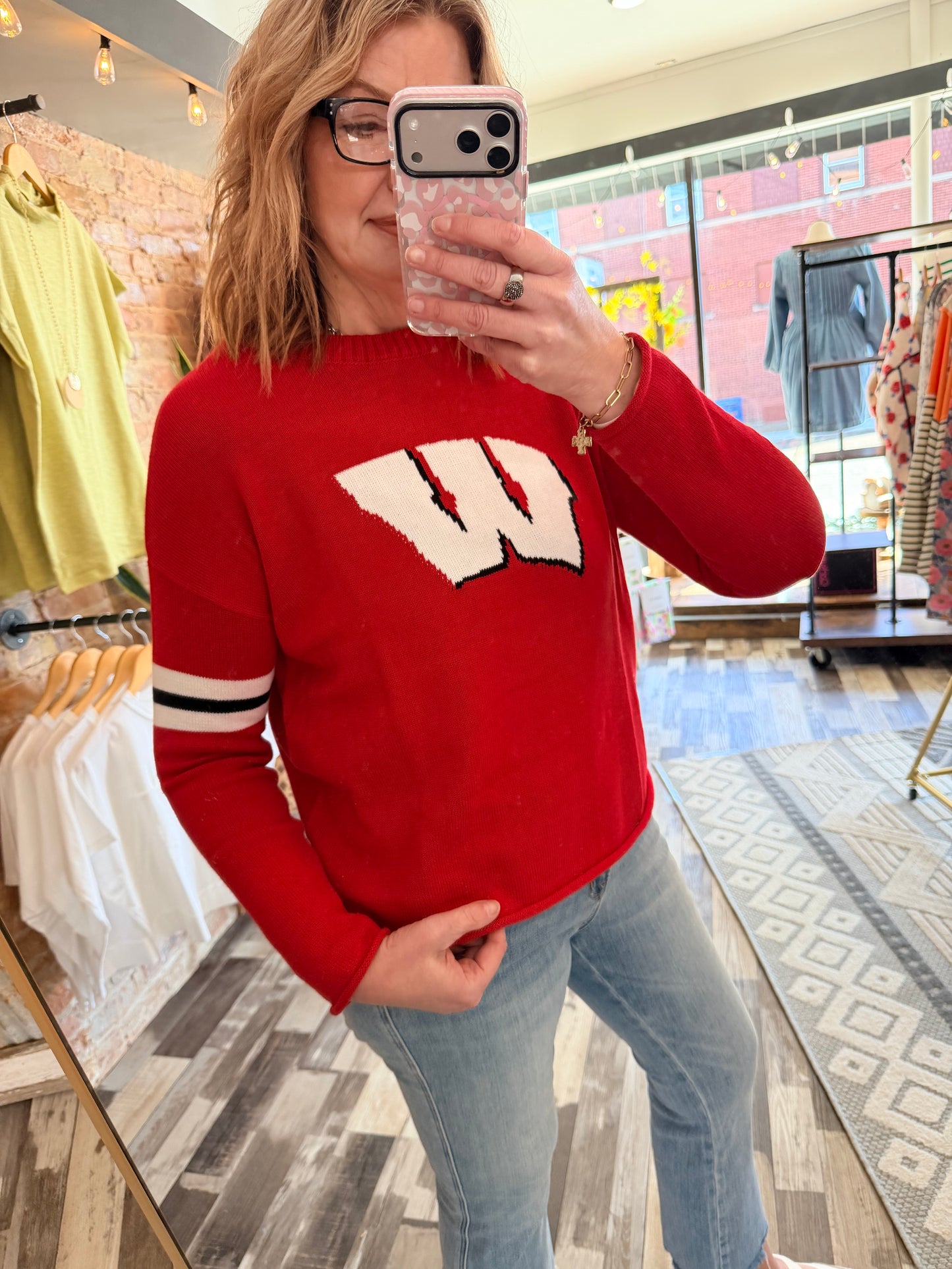 WI Badger Midweight Sweater