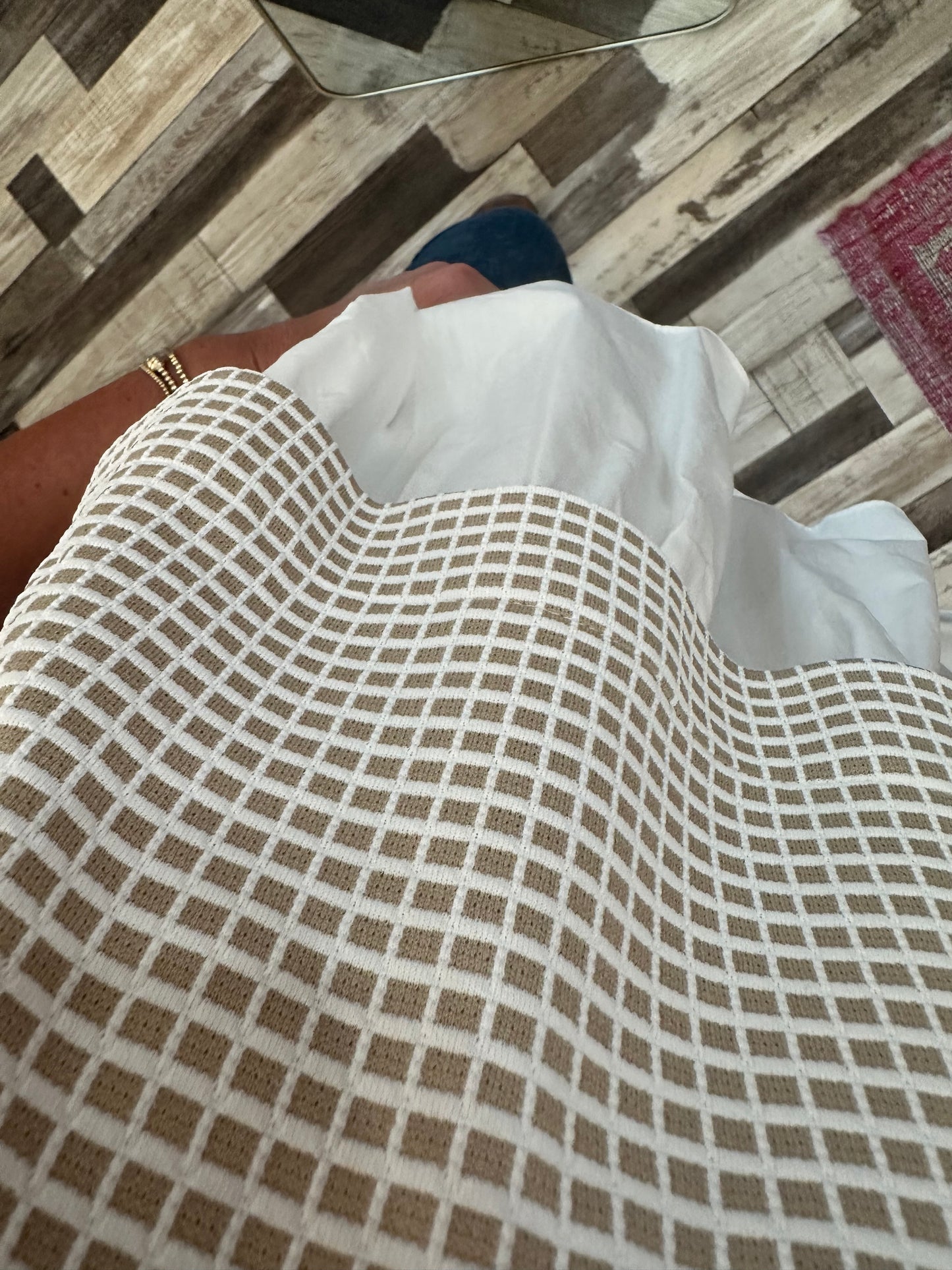 Mix Media Volum Sleeve Check Textured Knit Top