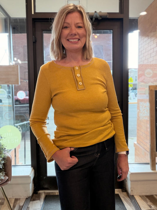 The Vivi Thermal Top