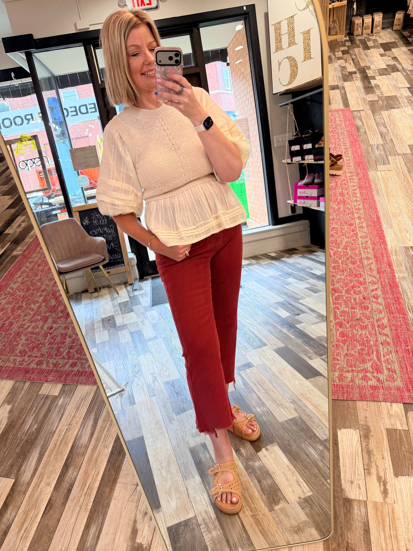 Burgundy/Red Urban Non-Distressed Crop Jean