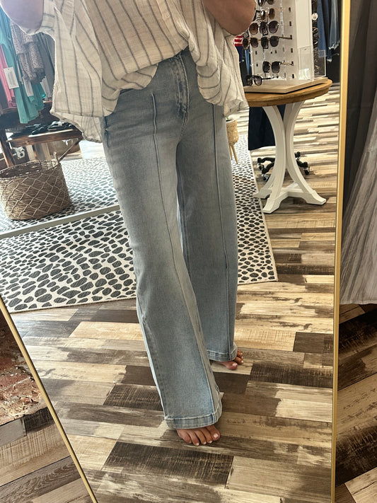 Risen High Waist Wide Leg Pintuck Detailed Jeans