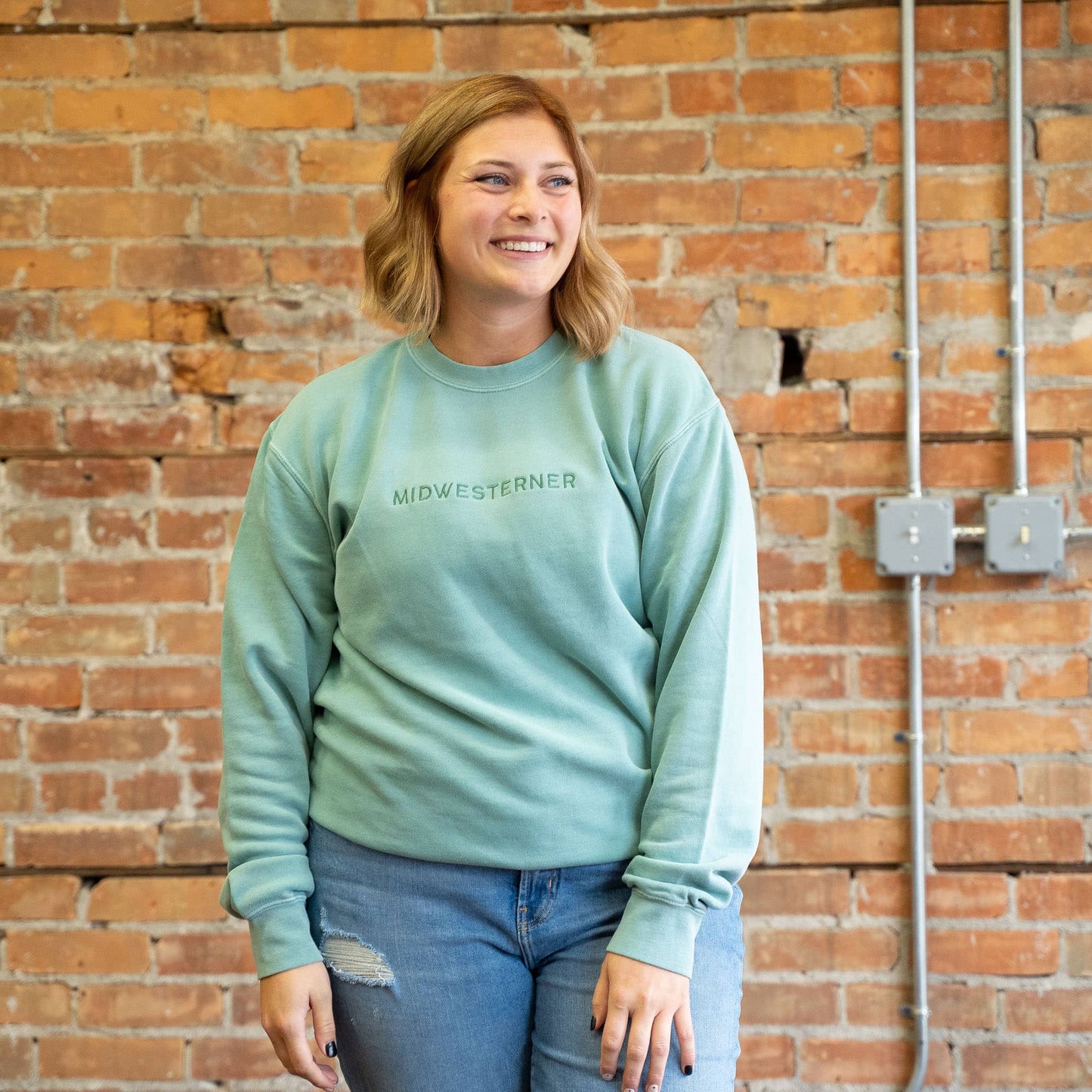 Midwesterner Embroidered Sweatshirt