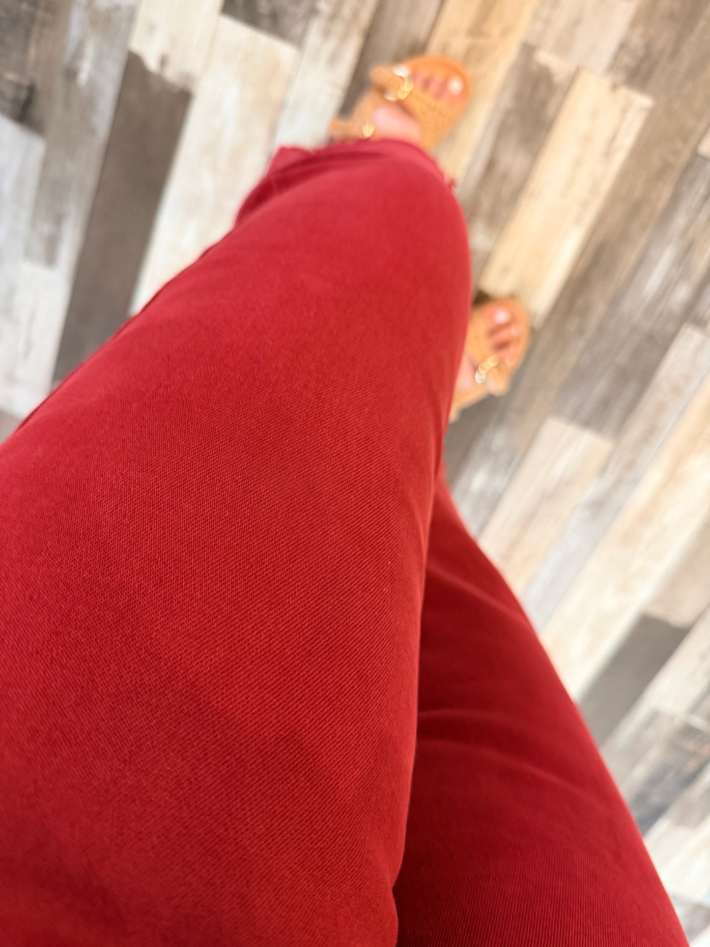 Burgundy/Red Urban Non-Distressed Crop Jean