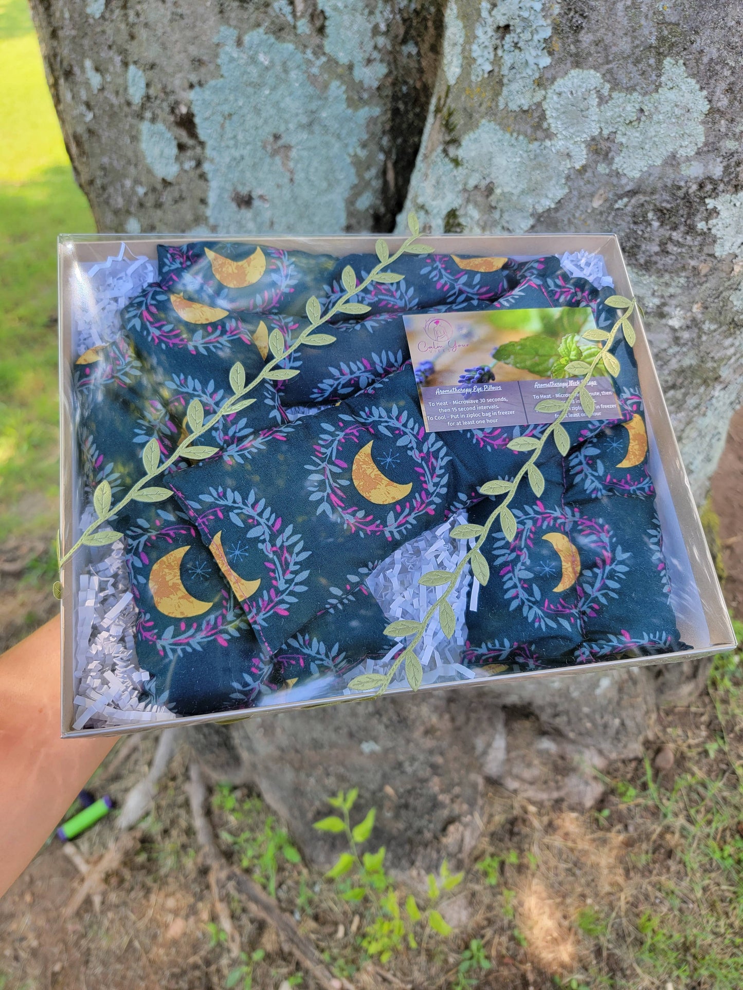 Aromatherapy Gift Set - Neck Wrap & Eye Pillow: Flax/Rice Mix / Lavender/Peppermint / Moon Stories