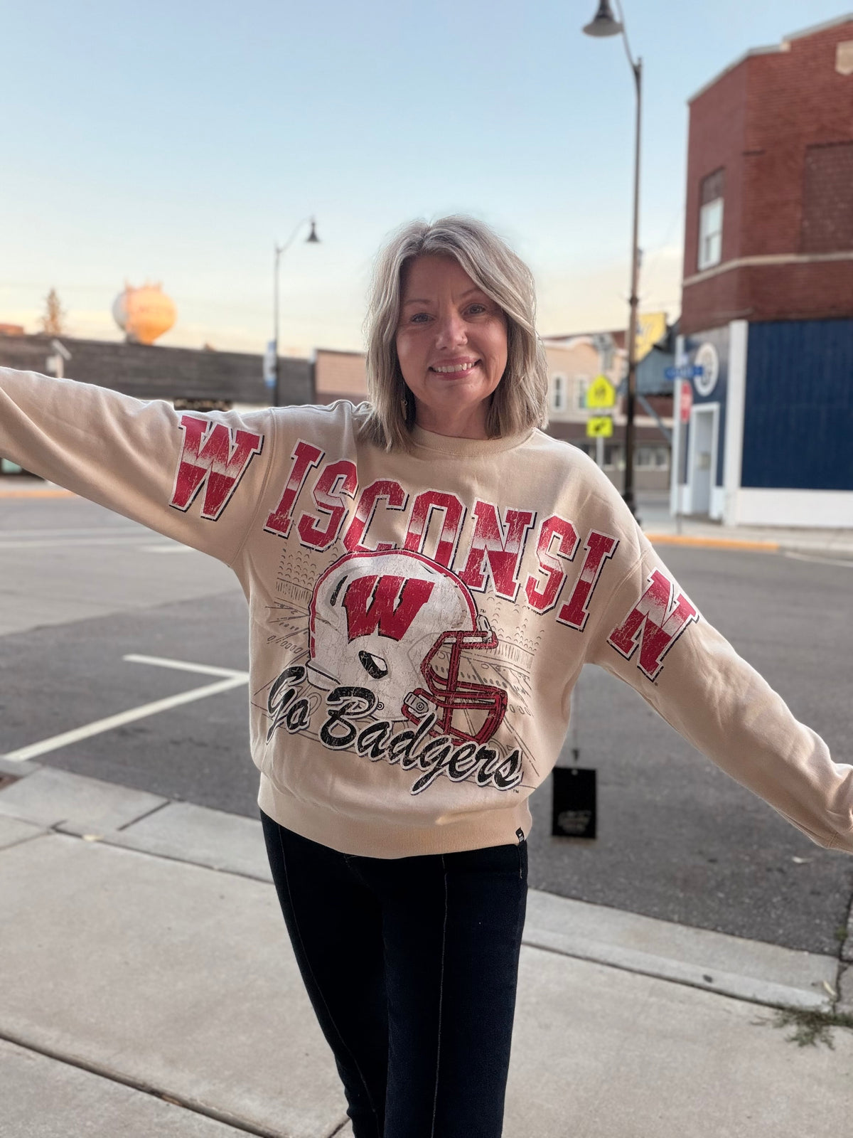 WI State Homefield Lantern Sleeve Crew