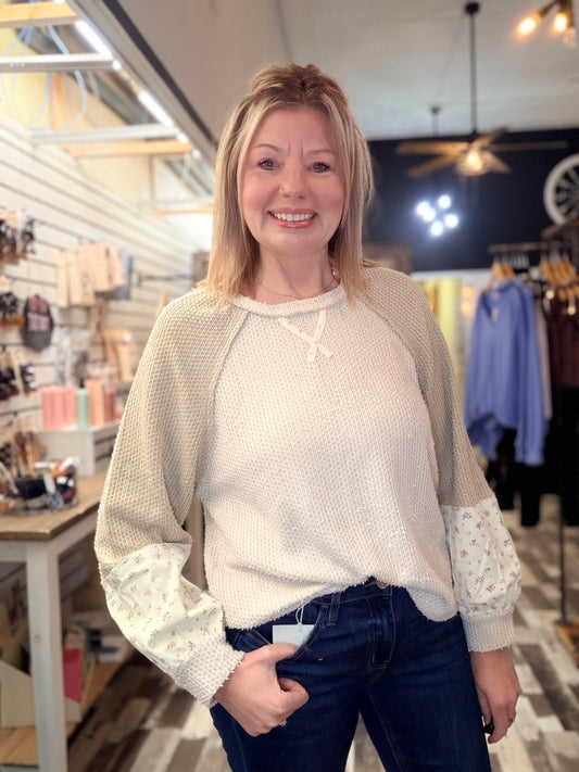 Raglan Sleeve Floral Textured Knit Top