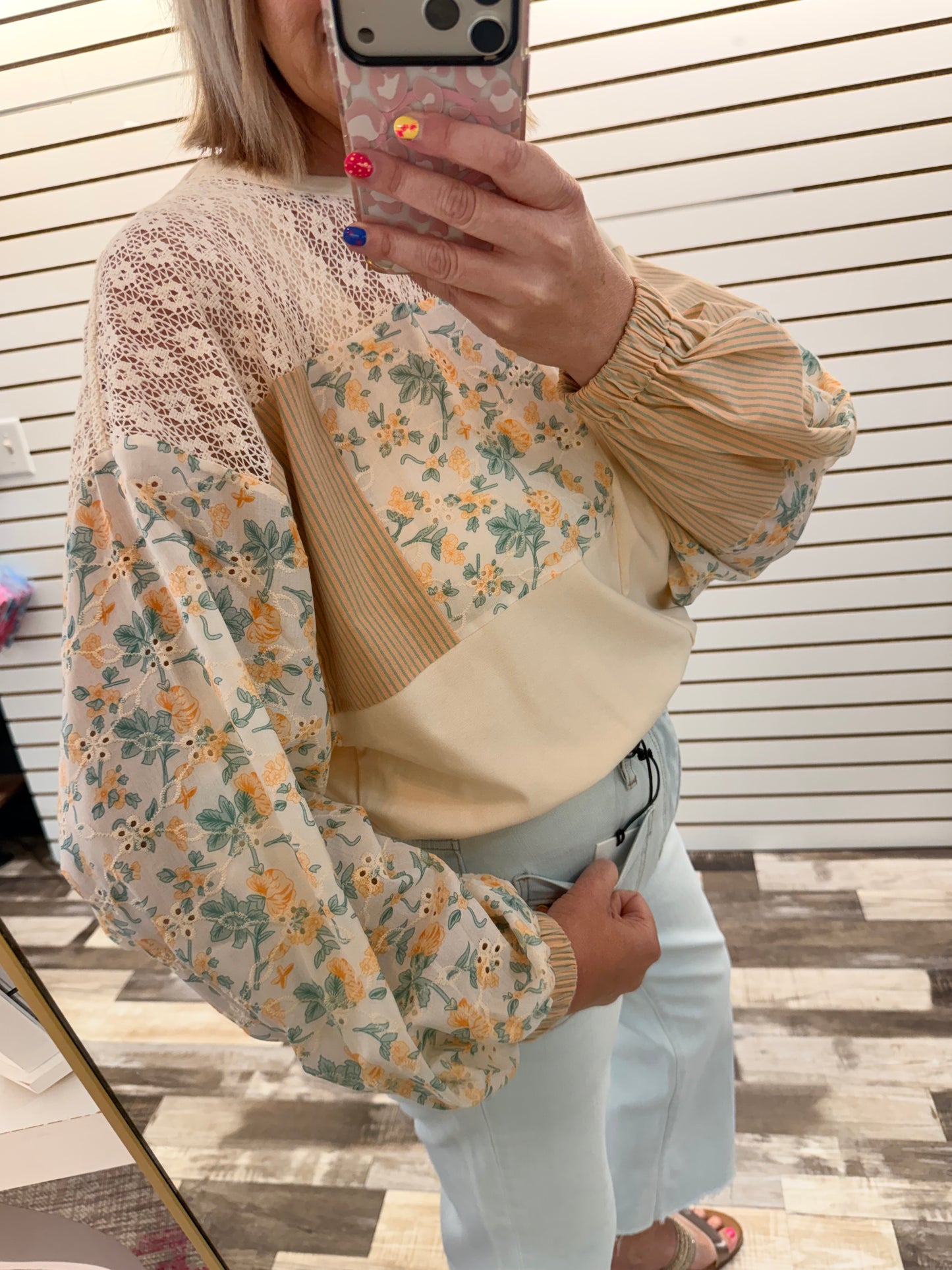 Easy Breezy Floral Print Eyelet Patchwork Balloon Sleeve Top