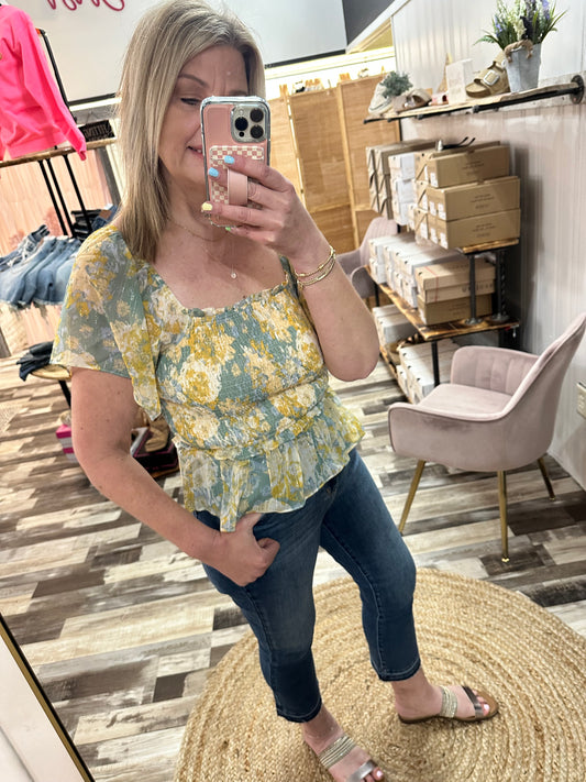 The Lizzy Floral Blouse