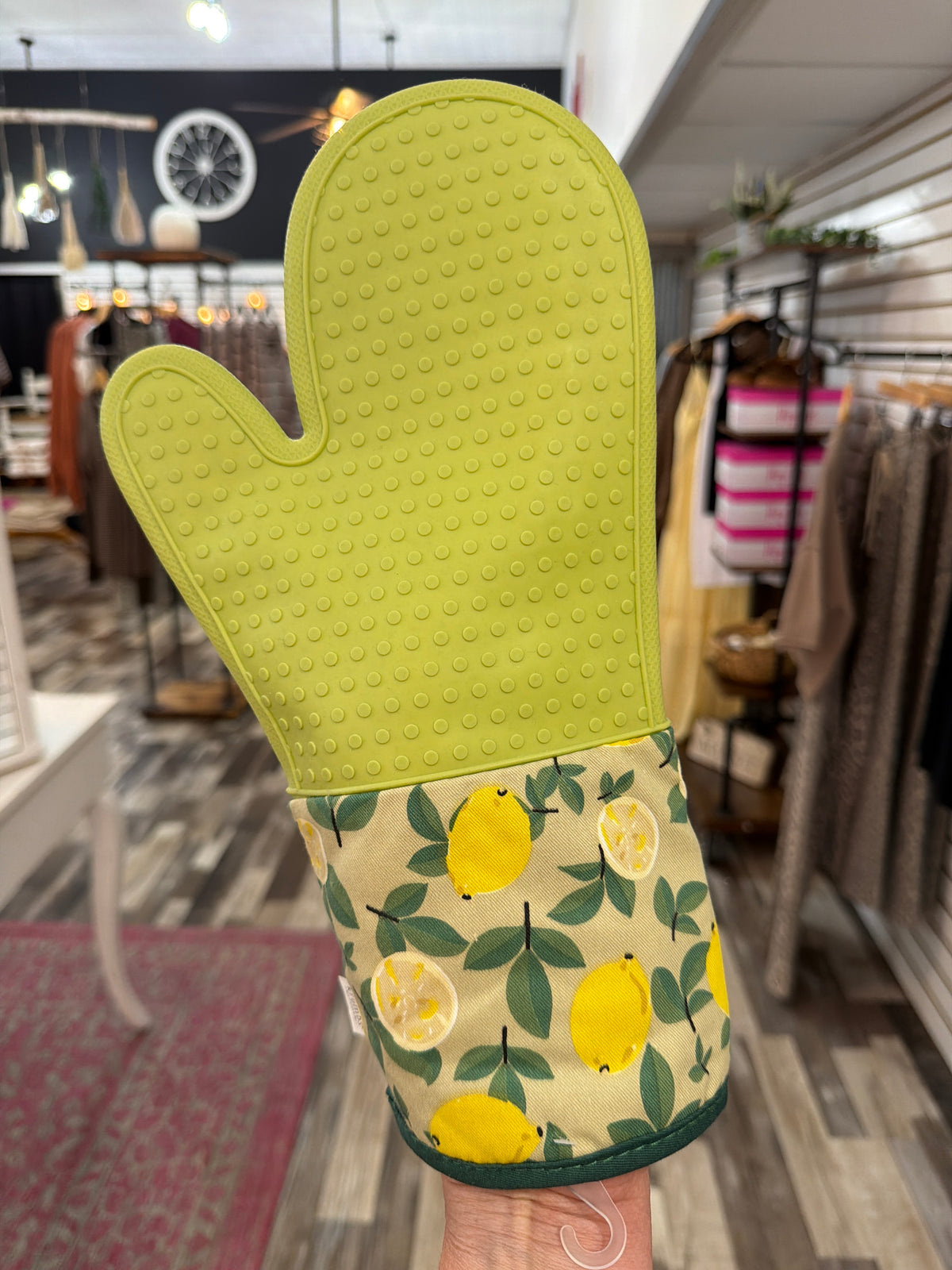 Krumbs Kitchen Farmhouse Collection Oven Mitt