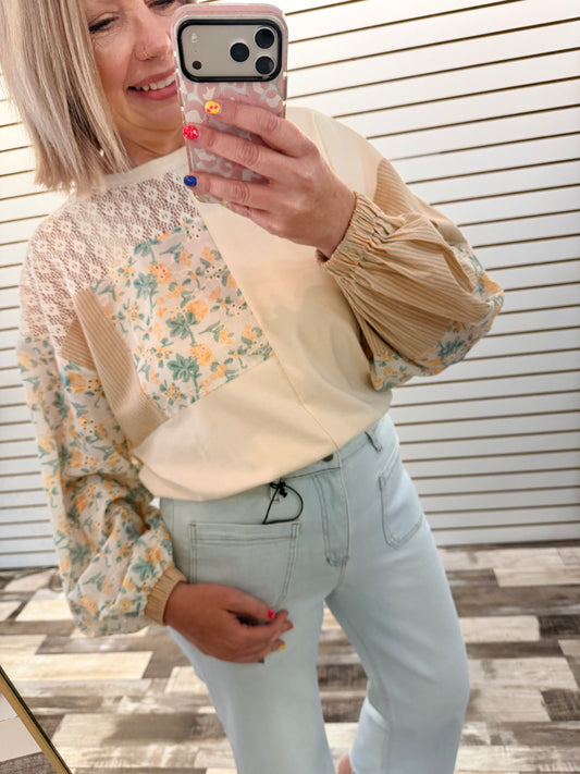 Easy Breezy Floral Print Eyelet Patchwork Balloon Sleeve Top