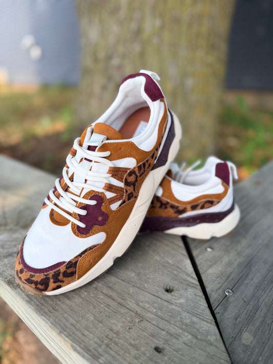 MIA Field Sneakers
