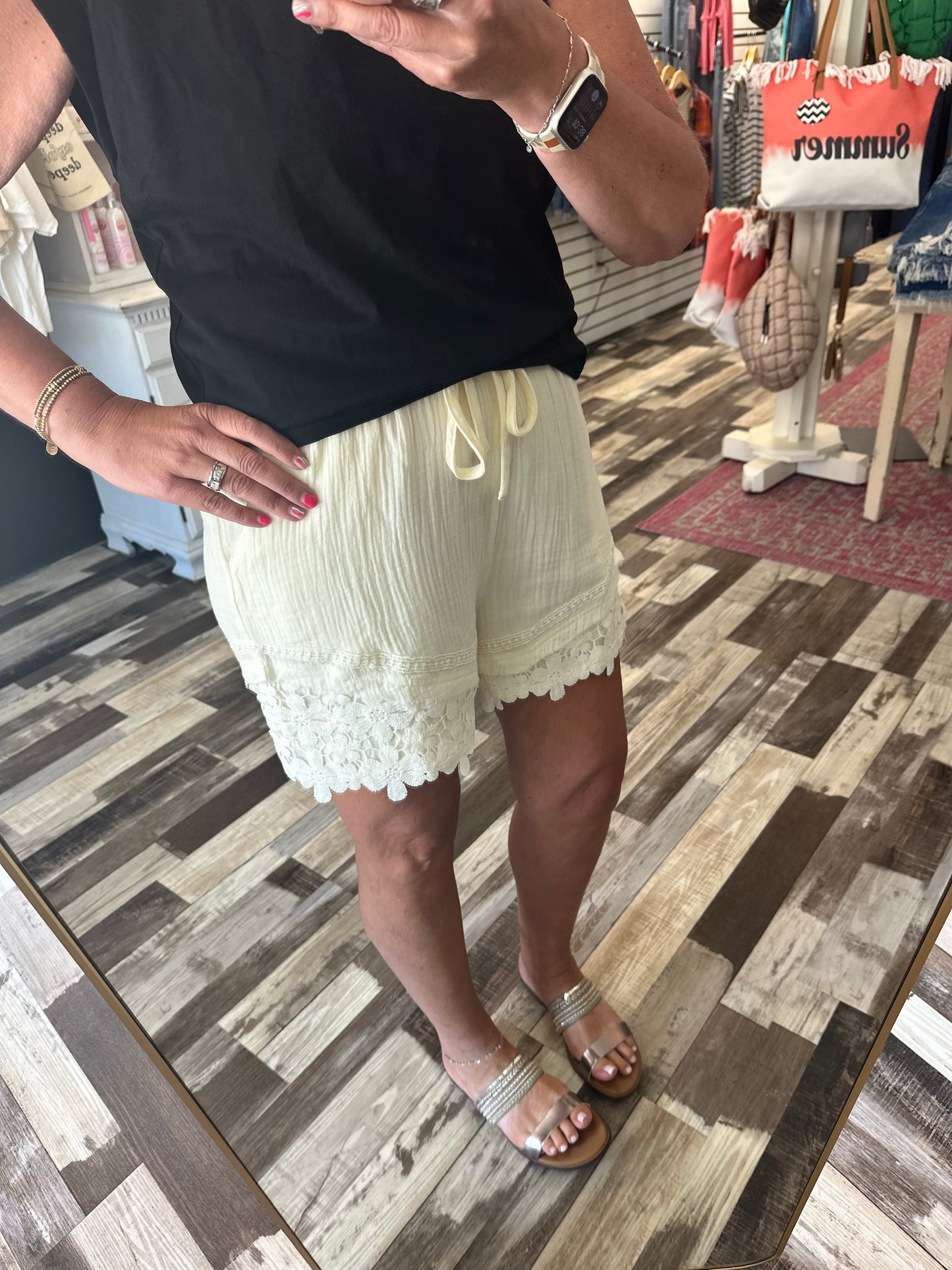 The Addi Lace Contrast Detail Woven Shorts