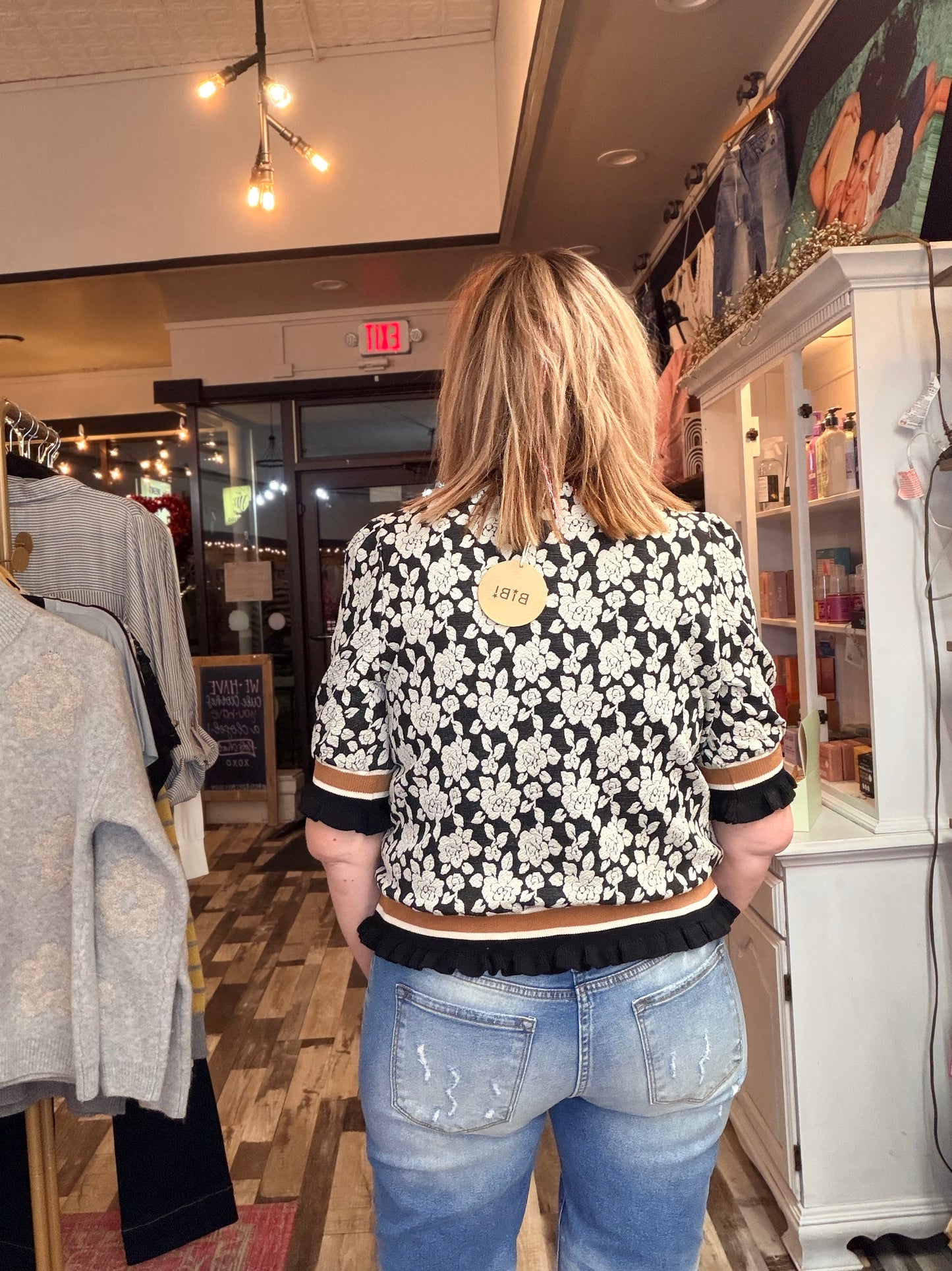 The Maddi Textured Rose Knit Top Puff Sleeve