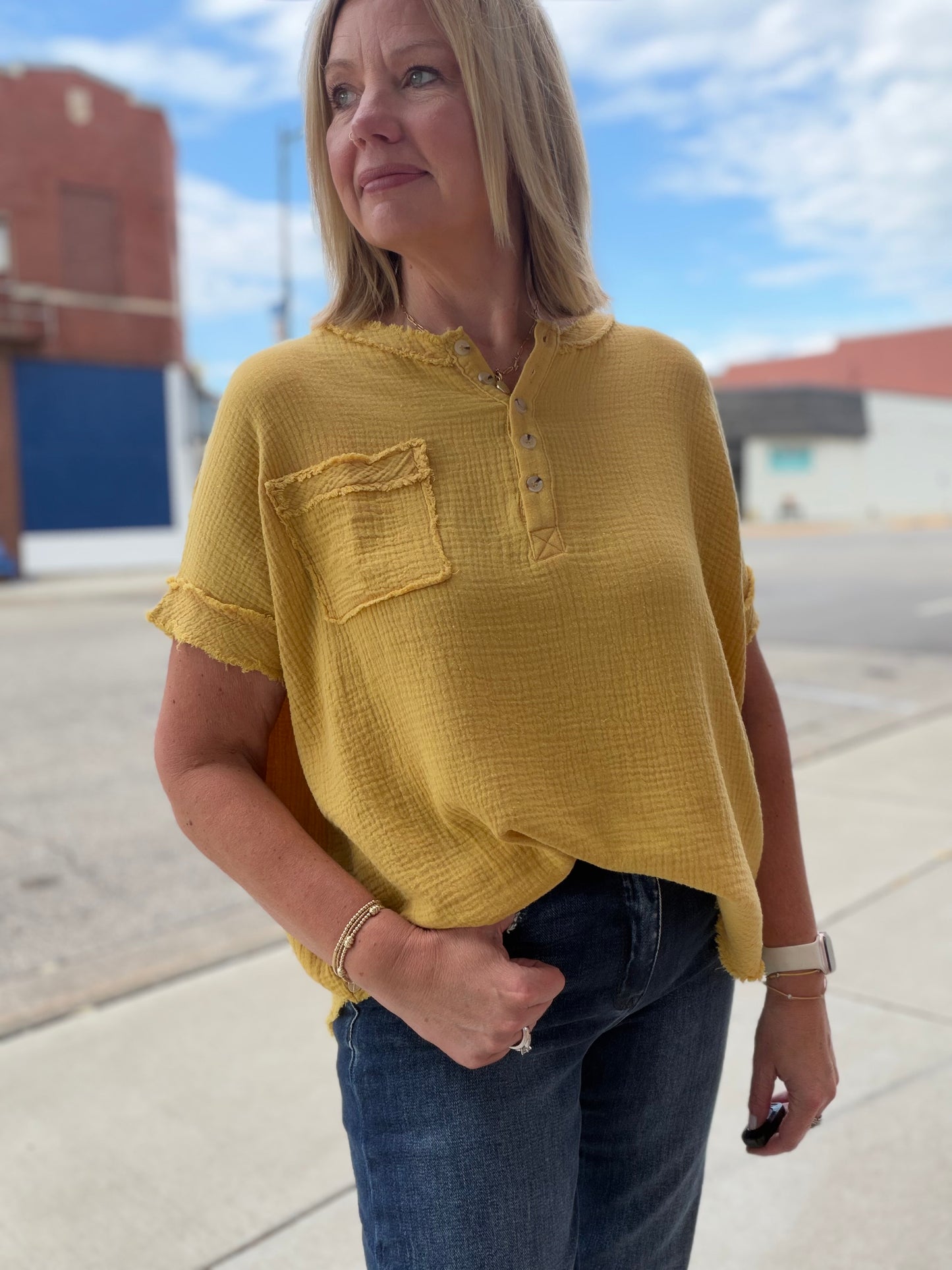 The Kelly Loose Fit Gauze Short Sleeve Top