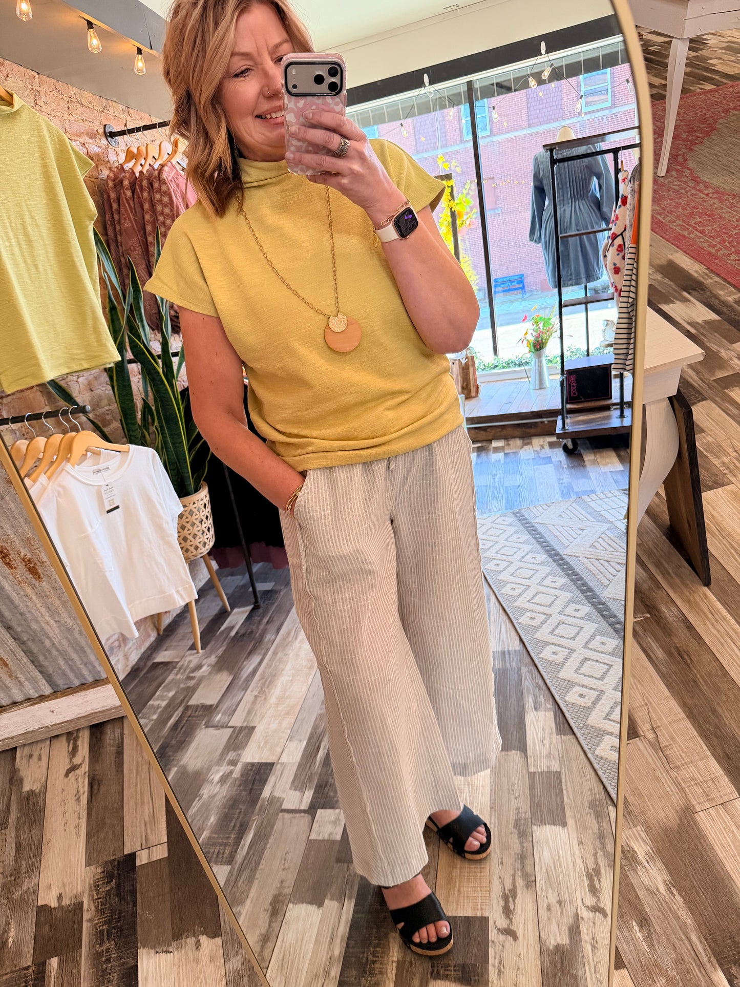 Mock Neck Short Sleeve Pullover