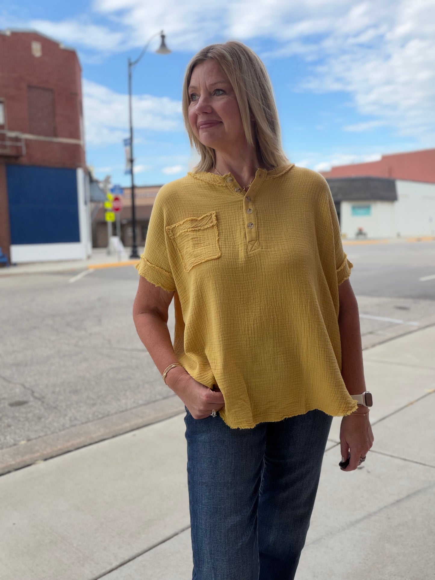 The Kelly Loose Fit Gauze Short Sleeve Top