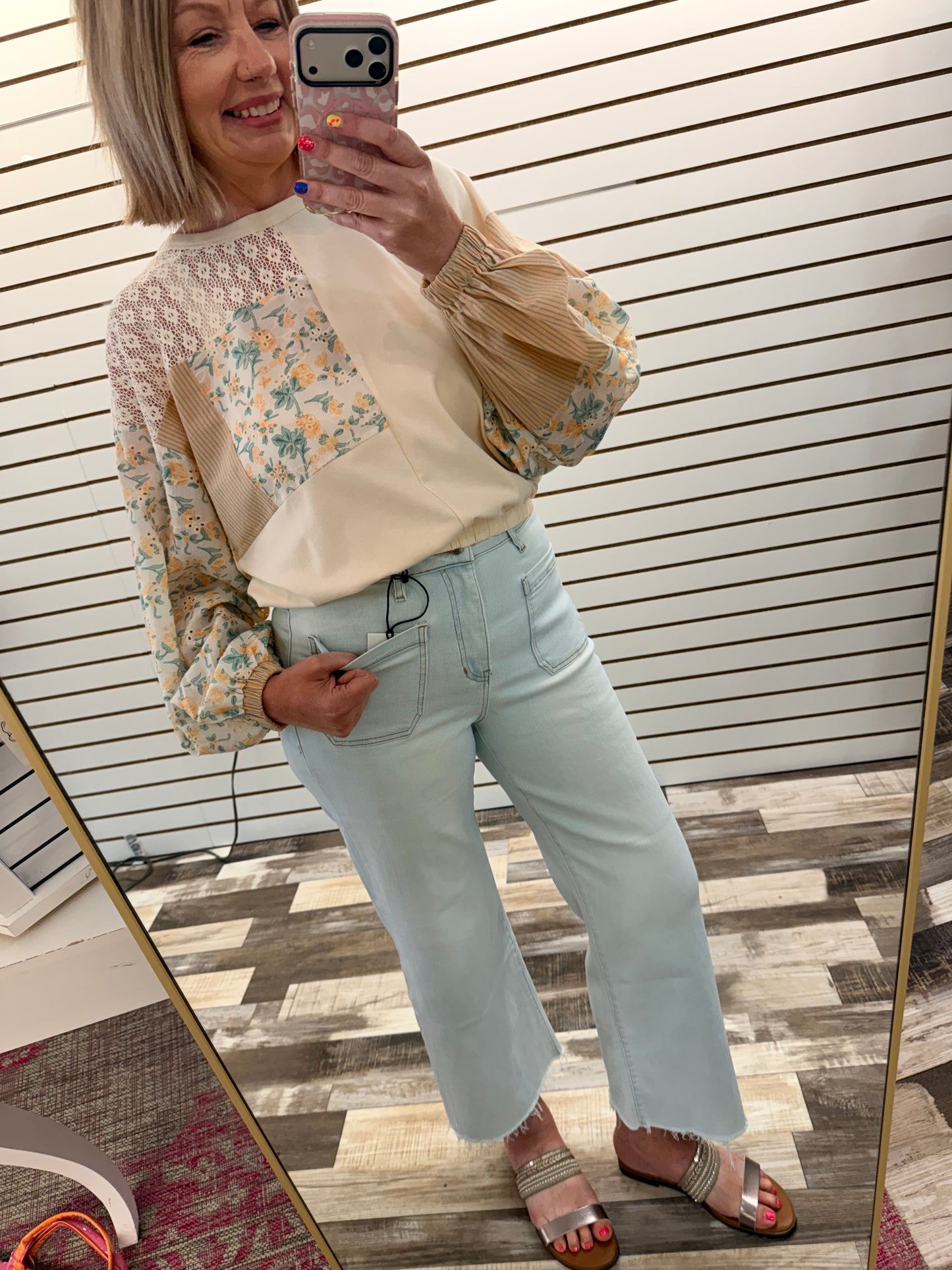 Easy Breezy Floral Print Eyelet Patchwork Balloon Sleeve Top