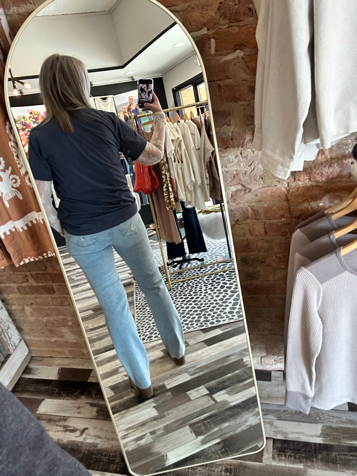 Judy Blue  Mid Rise Light Wash Dad Jeans