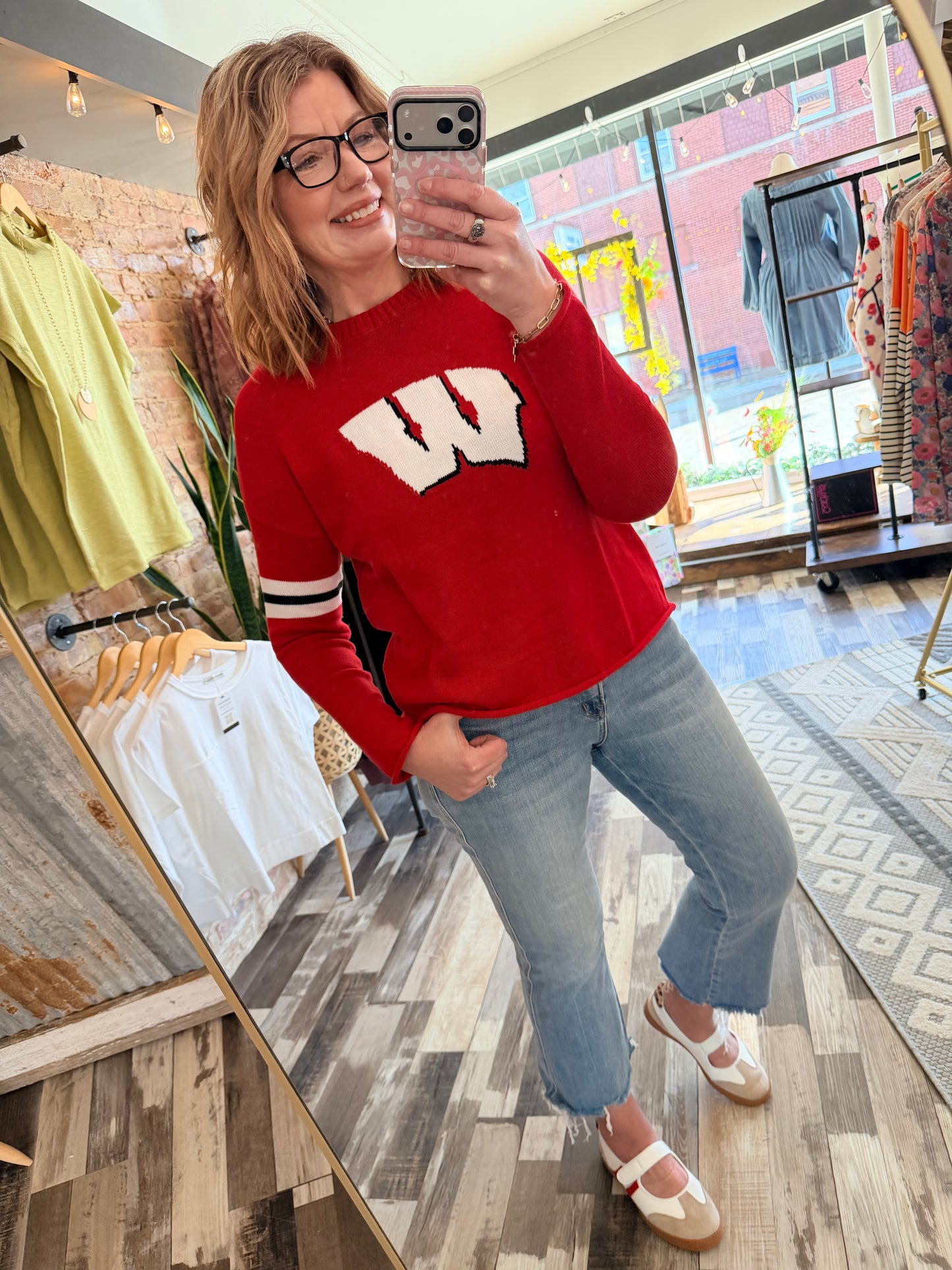 WI Badger Midweight Sweater