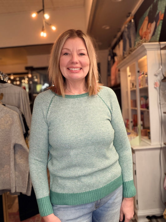 Light Jade Color Trimmed Long Sleeve Sweater