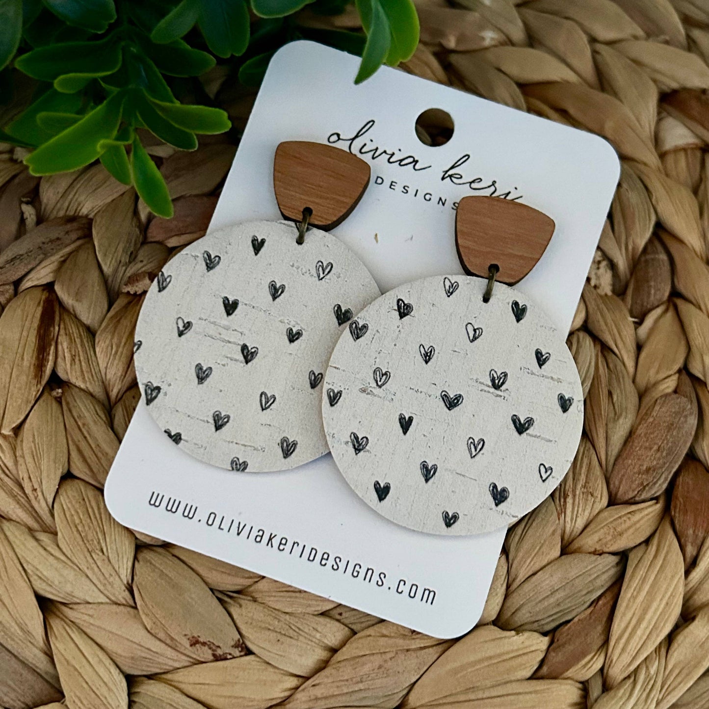 Everly Simple Hearts Blush Roots Boutique