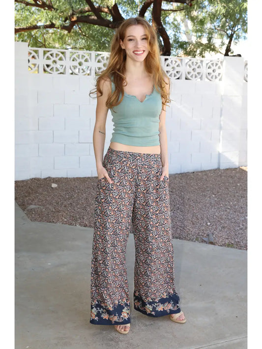 Wide Leg Mid Rise Ditsy Pants